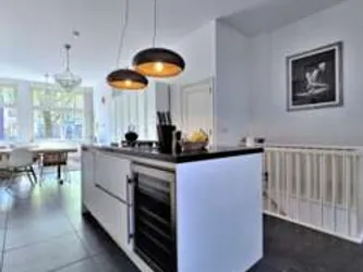 Foto van de Appartement gelegen aan de Oudezijds Voorburgwal in Amsterdam