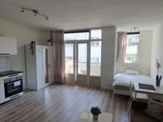 Foto van de Kamer gelegen aan de Polderlaan in Rotterdam
