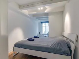Foto van de Kamer gelegen aan de Warmoesstraat in Amsterdam