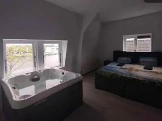 Foto van de Kamer gelegen aan de Zaanweg in Wormerveer