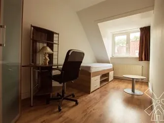 Foto van de Kamer gelegen aan de Lidewijdestraat in Den Haag