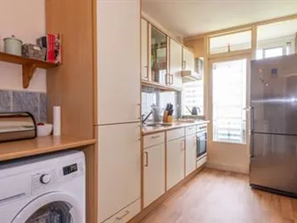 Foto van de Kamer gelegen aan de Stuart Millstraat in Rotterdam