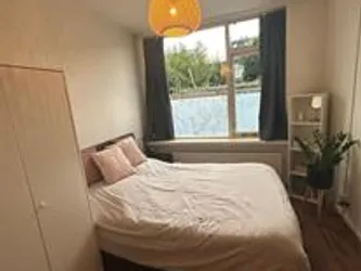 Foto van de Kamer gelegen aan de Marnixstraat in Leiden