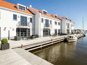 Foto van de Appartement gelegen aan de Oud-Loosdrechtsedijk in Loosdrecht