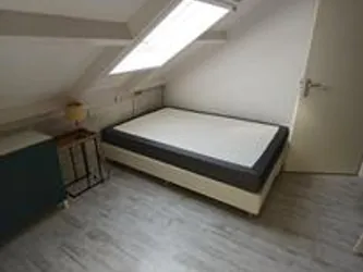 Foto van de Kamer gelegen aan de Van Limburg Stirumlaan in Hillegom