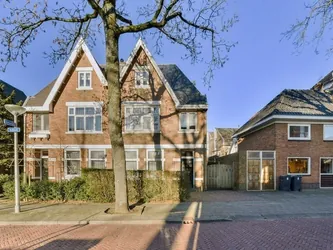 Foto van de Appartement gelegen aan de Badlaan in Amstelveen