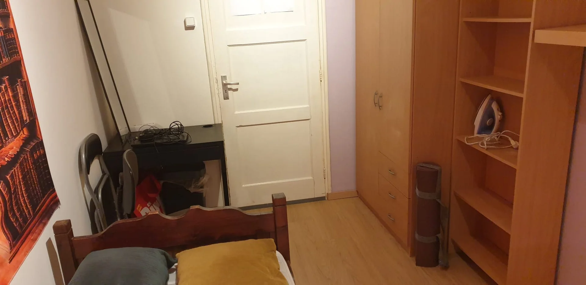 Foto van de Kamer gelegen aan de Robert Fruinlaan in Amsterdam