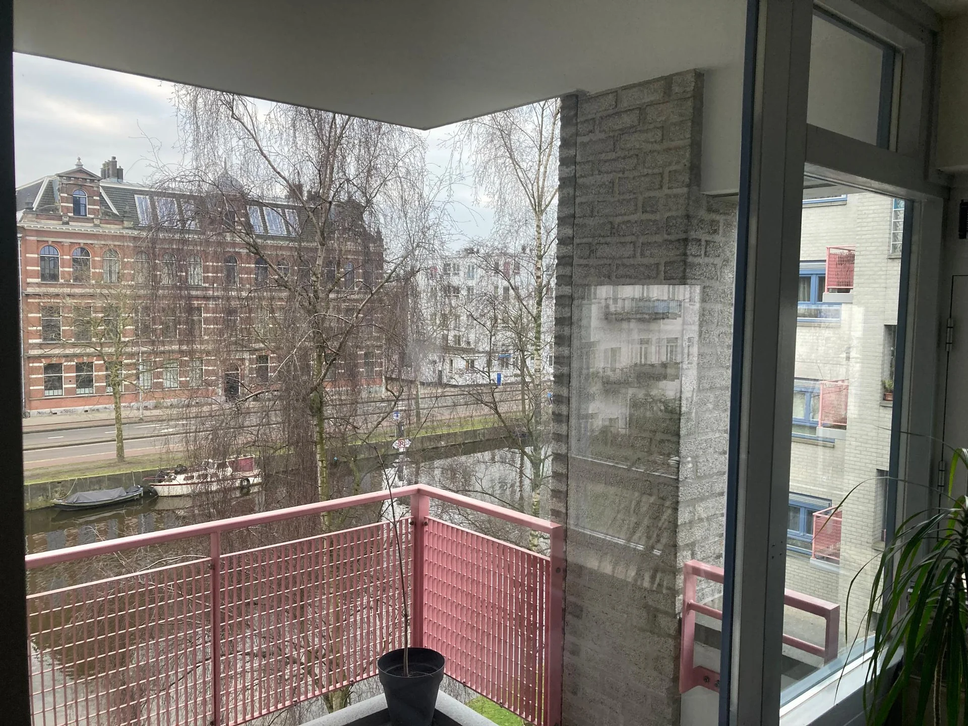 Foto van de Kamer gelegen aan de Spinozahof in Amsterdam
