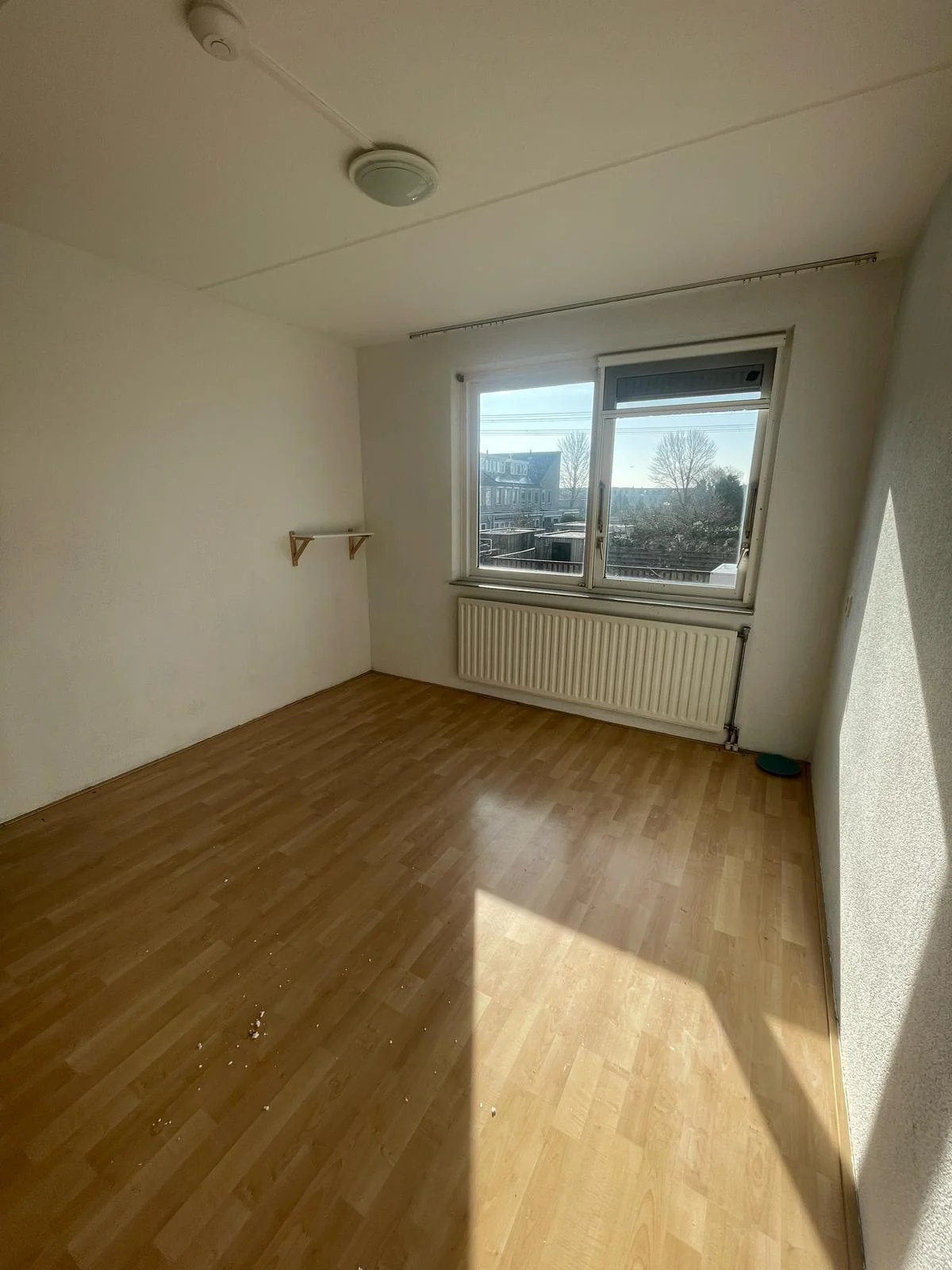 Foto van de Kamer gelegen aan de Barbara van Meertenstraat in Amsterdam