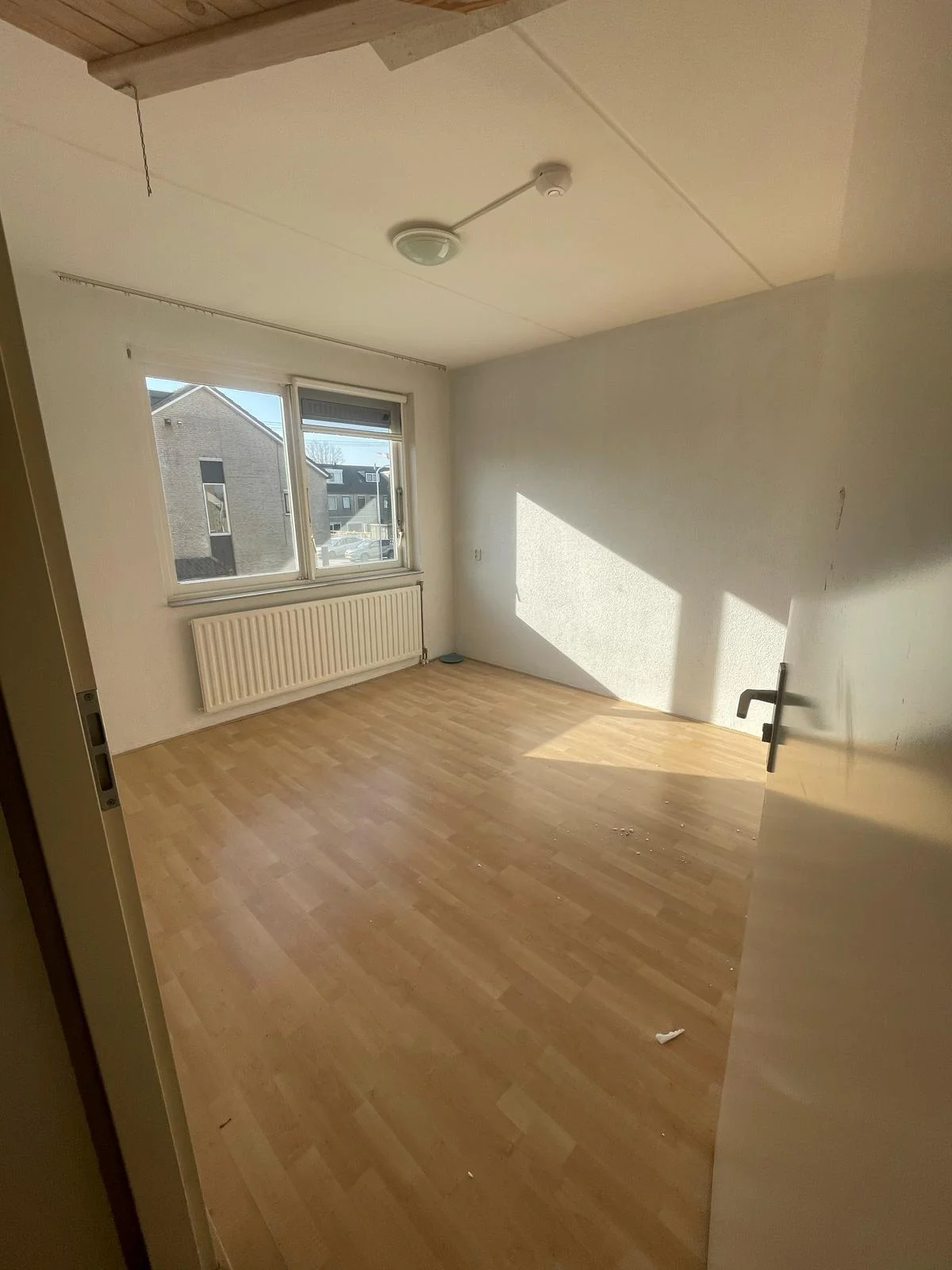 Foto van de Kamer gelegen aan de Barbara van Meertenstraat in Amsterdam
