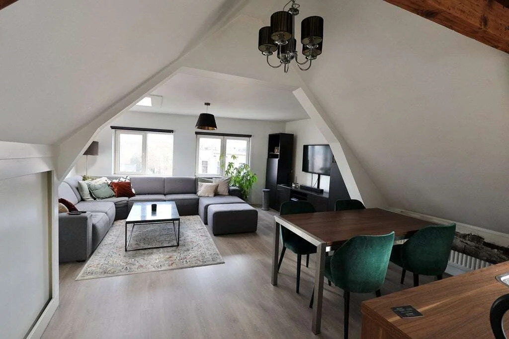 Foto van de Appartement gelegen aan de Lusthofstraat in Rotterdam