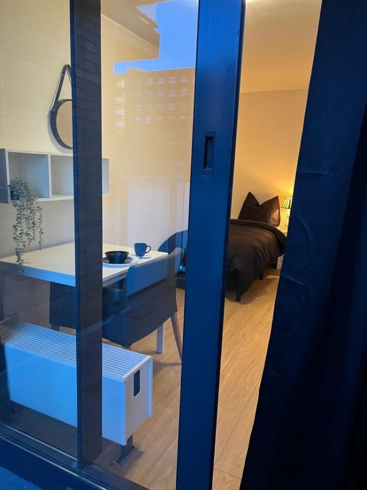 Foto van de Kamer gelegen aan de Helmersstraat in Rotterdam