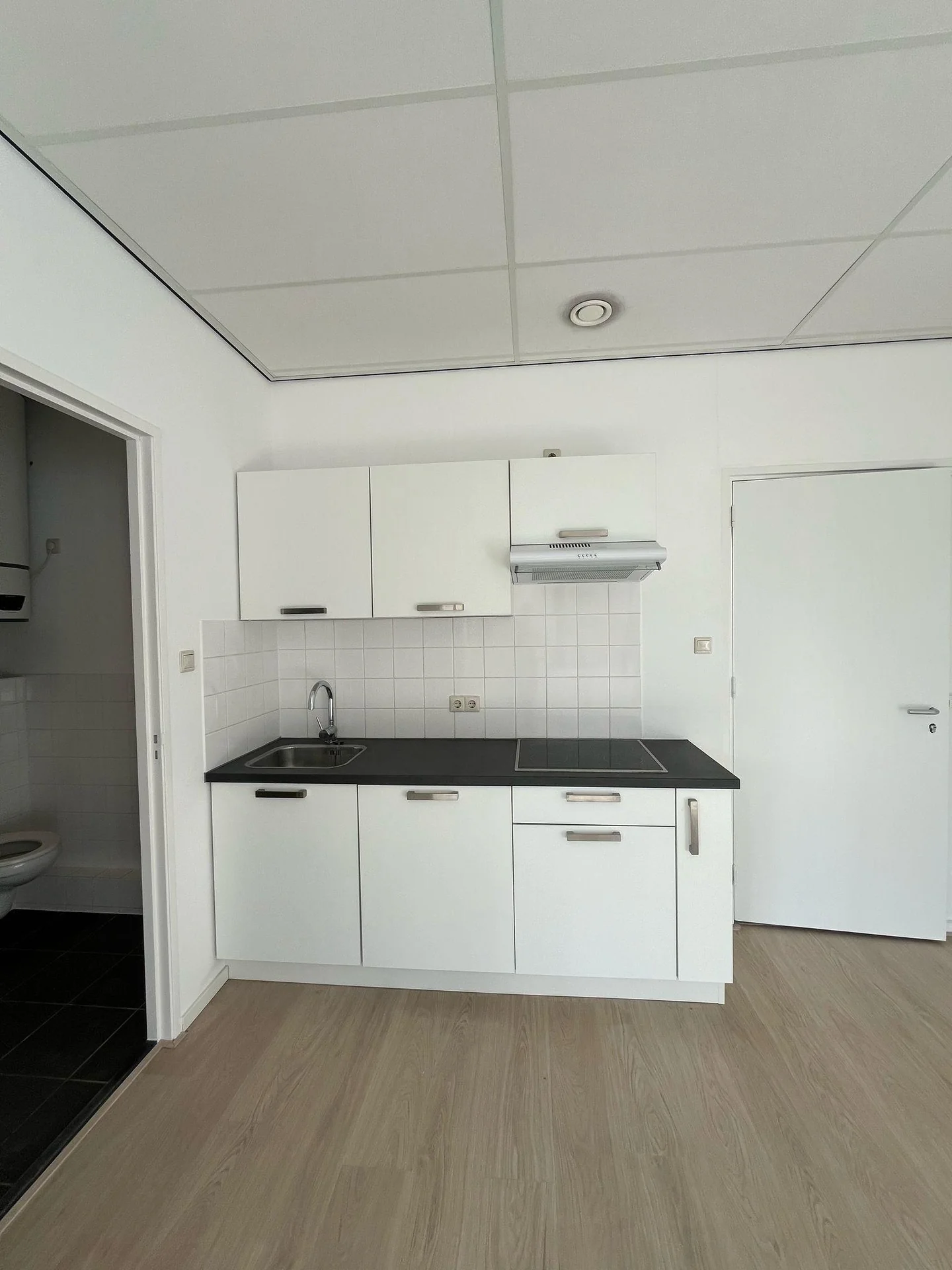 Foto van de Studio gelegen aan de Damsport in Groningen