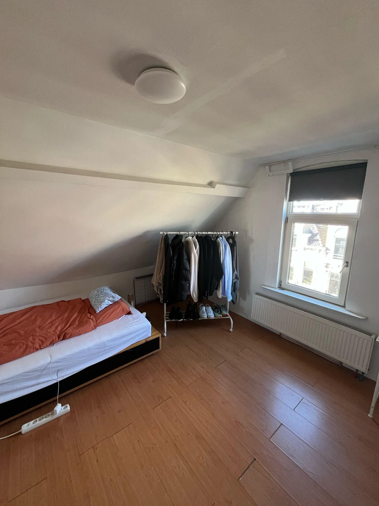Foto van de Kamer gelegen aan de Nieuwe Binnenweg in Rotterdam