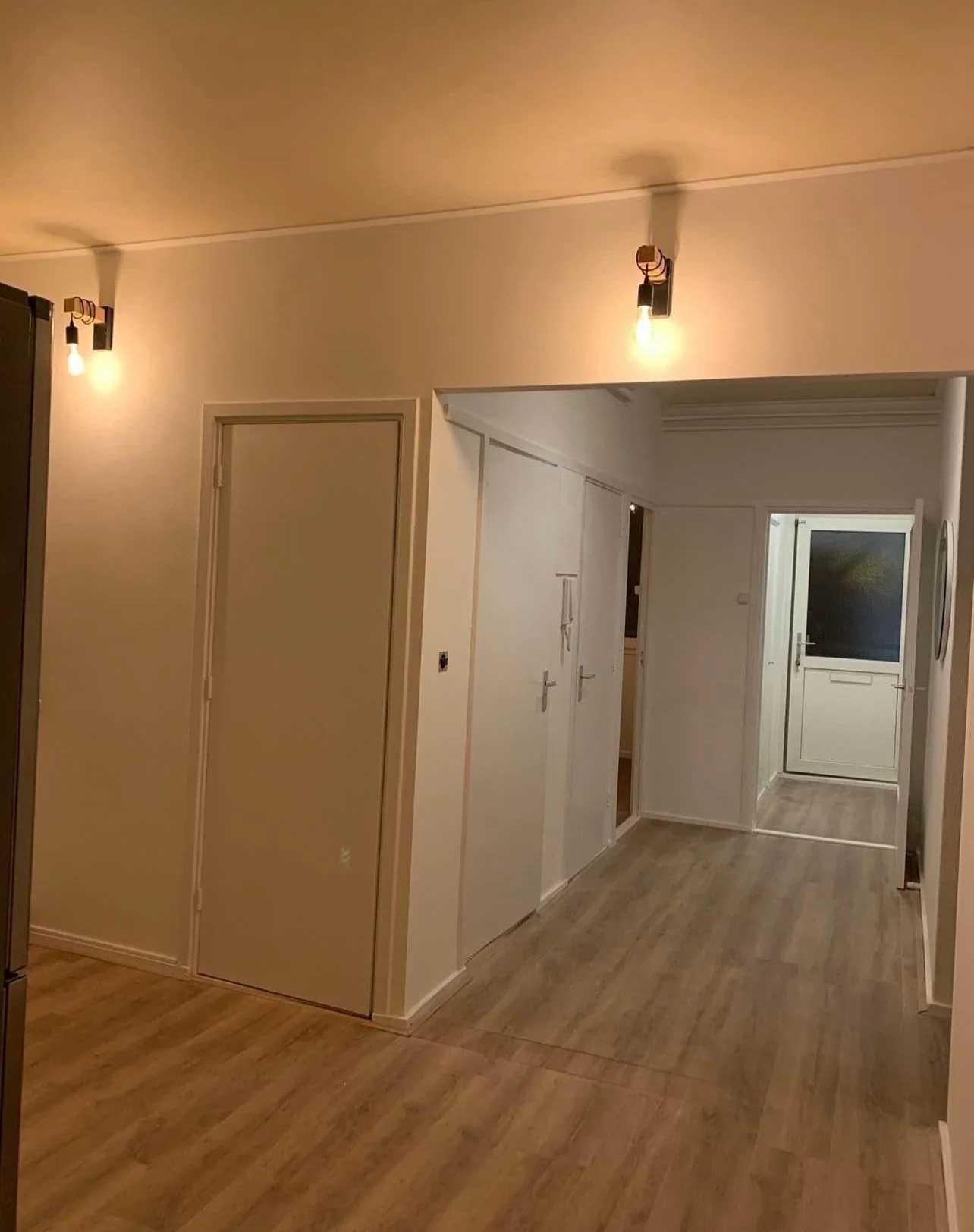 Foto van de Kamer gelegen aan de Burgemeester De Vlugtlaan in Amsterdam