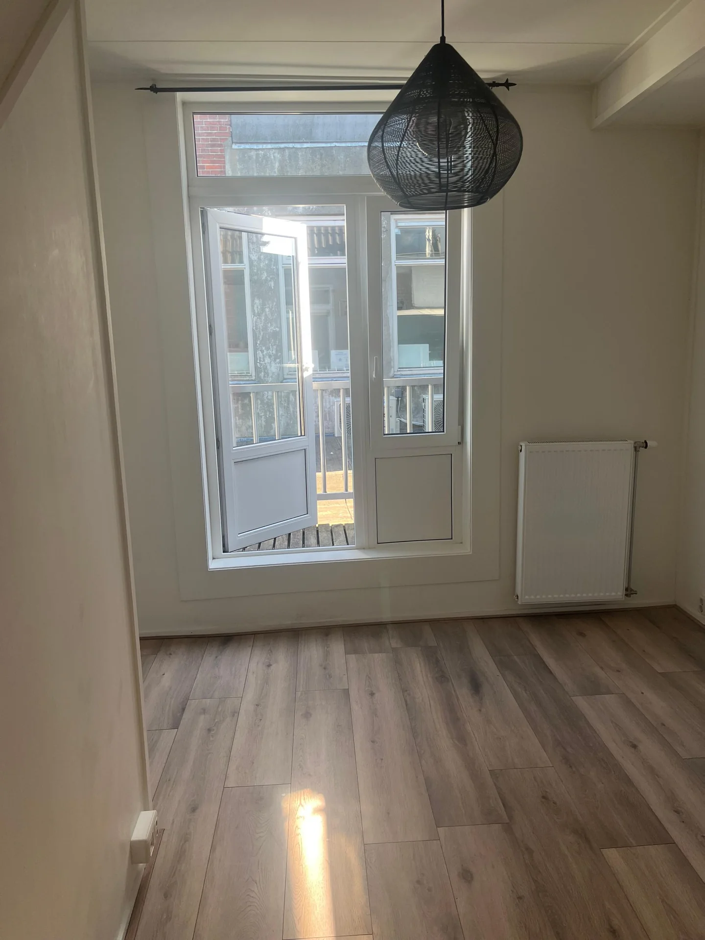 Foto van de Kamer gelegen aan de Jan Goeverneurstraat in Groningen