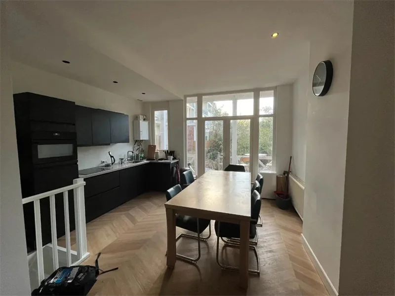 Foto van de Kamer gelegen aan de W.v. Hillegaersbergstraat in Rotterdam