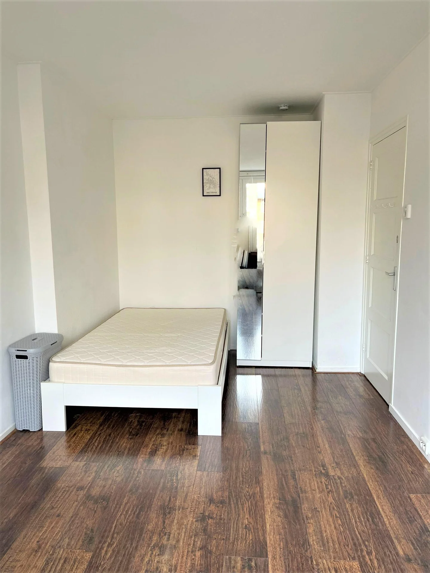 Foto van de Kamer gelegen aan de Oostmaaslaan in Rotterdam