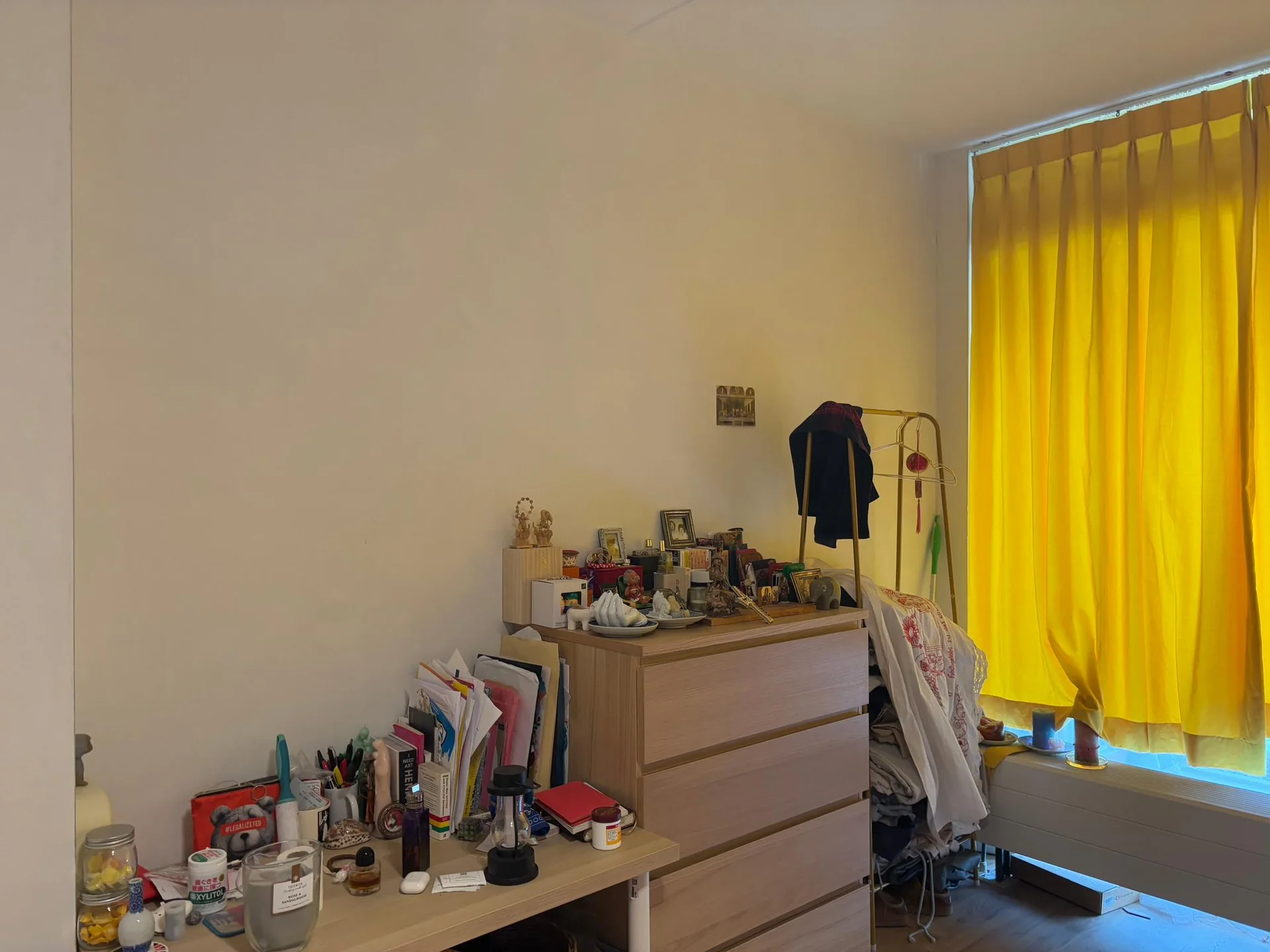 Foto van de Kamer gelegen aan de President Allendelaan in Amsterdam