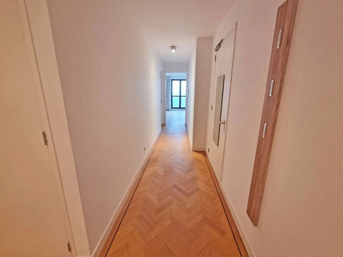 Foto van de Appartement gelegen aan de Blaak in Rotterdam