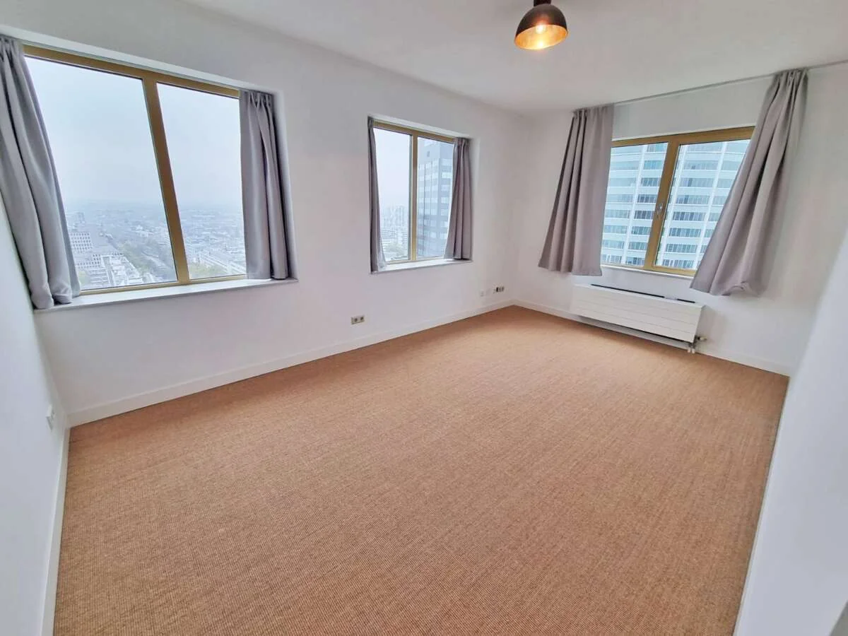 Foto van de Appartement gelegen aan de Blaak in Rotterdam