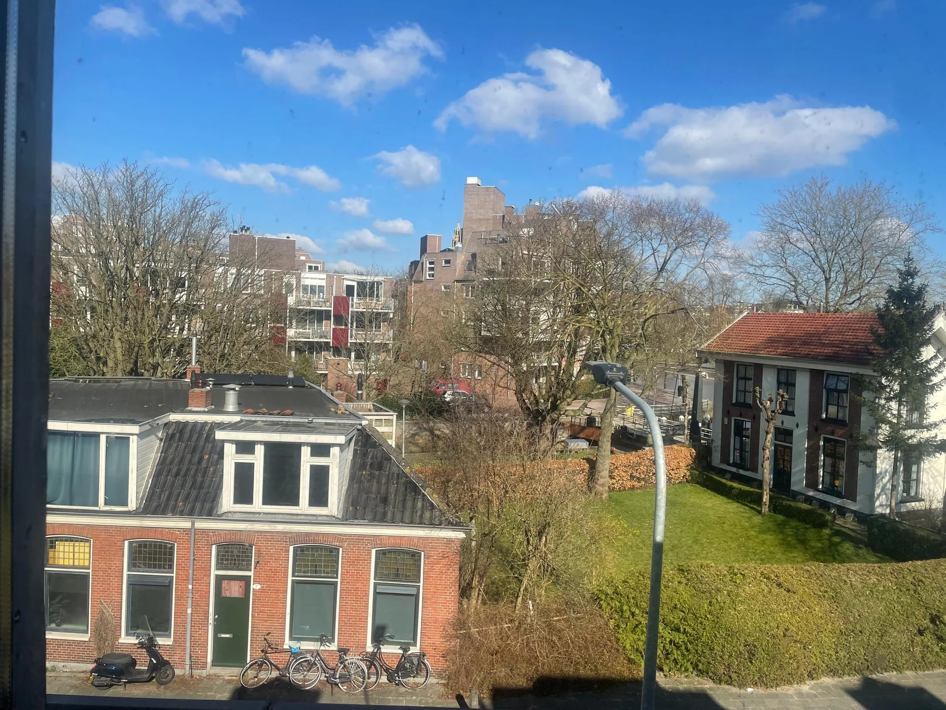 Foto van de Kamer gelegen aan de Eeldersingel in Groningen