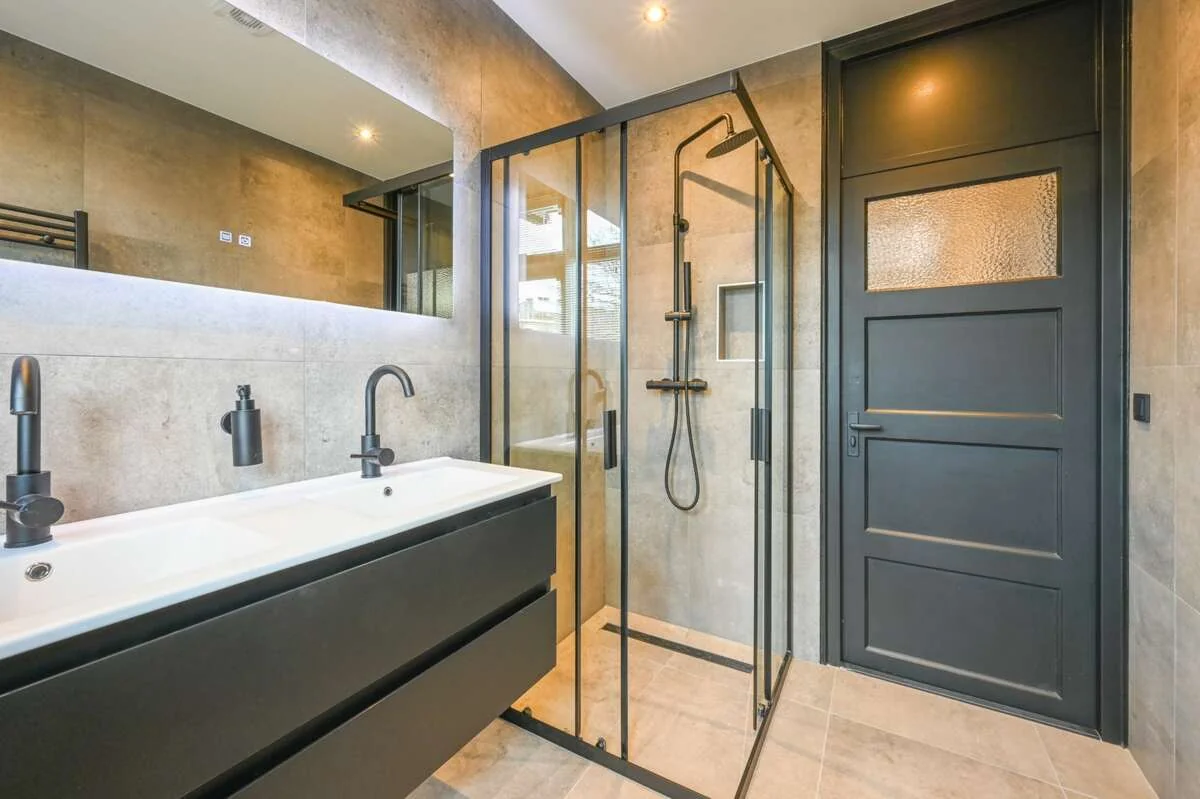 Foto van de Appartement gelegen aan de Mathenesserdijk in Rotterdam