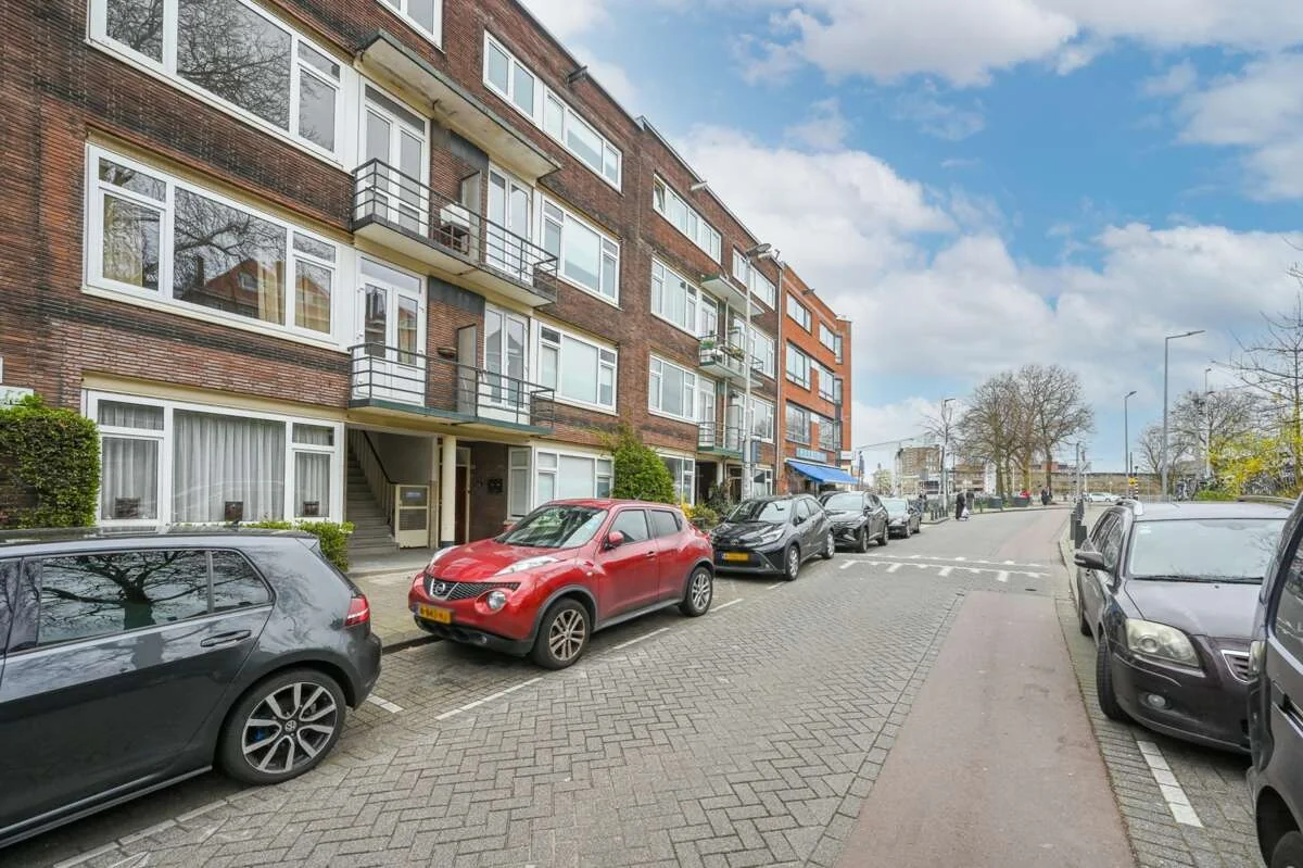 Foto van de Appartement gelegen aan de Mathenesserdijk in Rotterdam