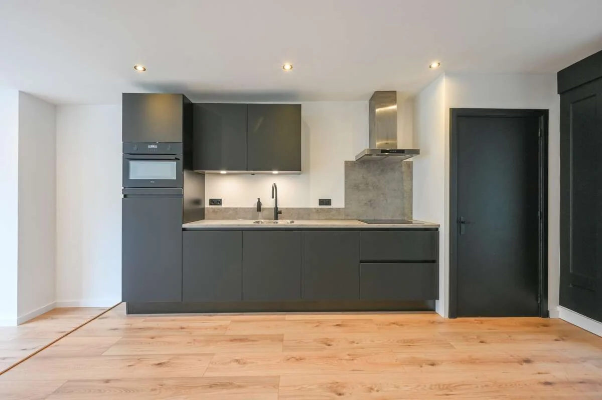 Foto van de Appartement gelegen aan de Mathenesserdijk in Rotterdam