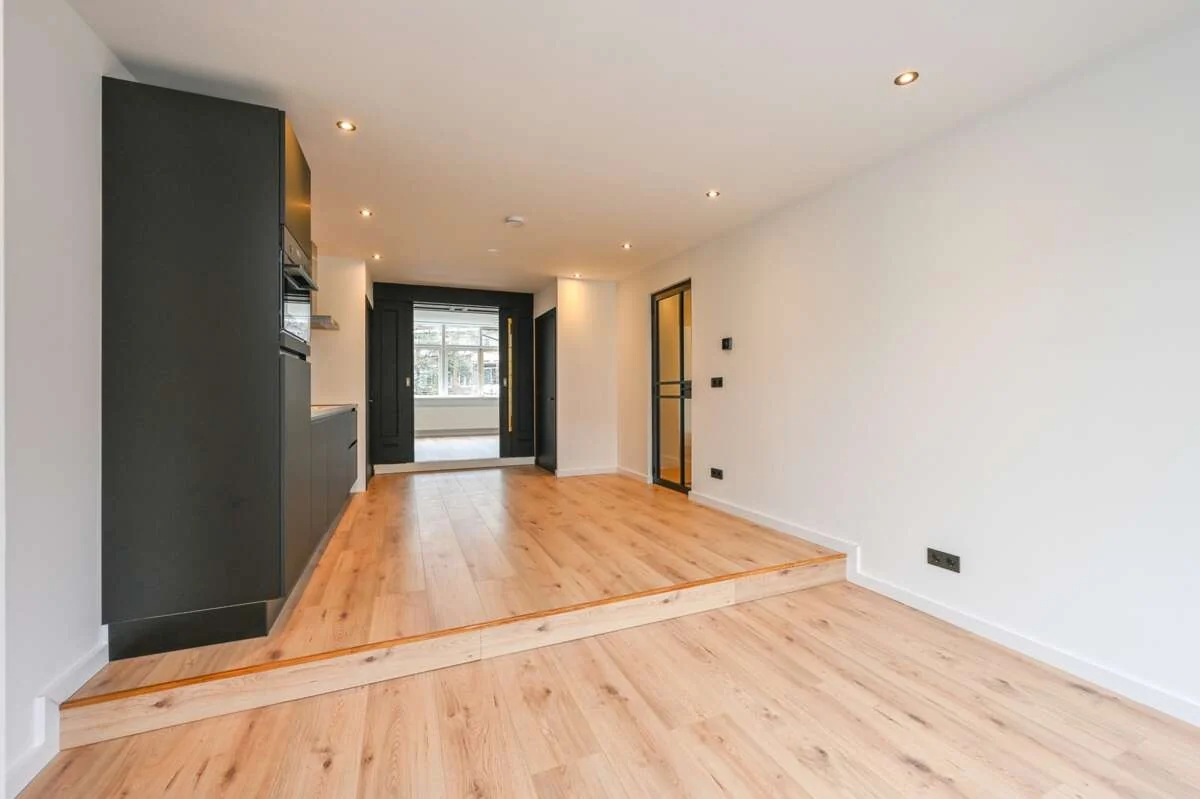 Foto van de Appartement gelegen aan de Mathenesserdijk in Rotterdam