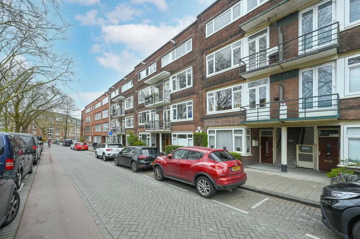 Foto van de Appartement gelegen aan de Mathenesserdijk in Rotterdam