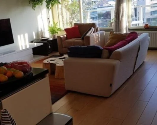 Foto van de Kamer gelegen aan de Admiraliteitskade in Rotterdam