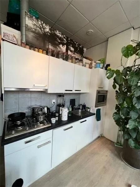 Foto van de Studio gelegen aan de Aweg in Groningen