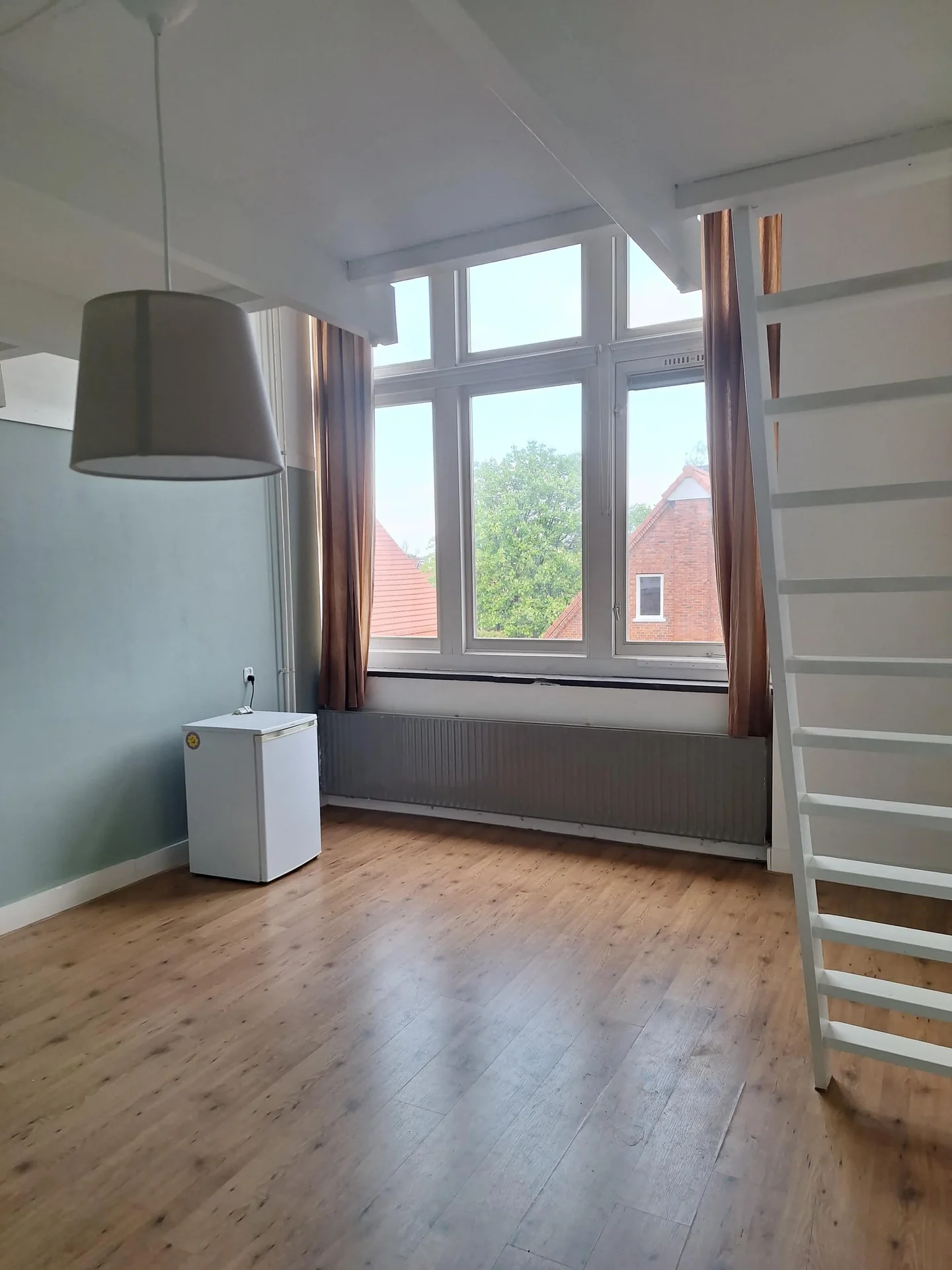 Foto van de Kamer gelegen aan de Cortinghlaan in Groningen