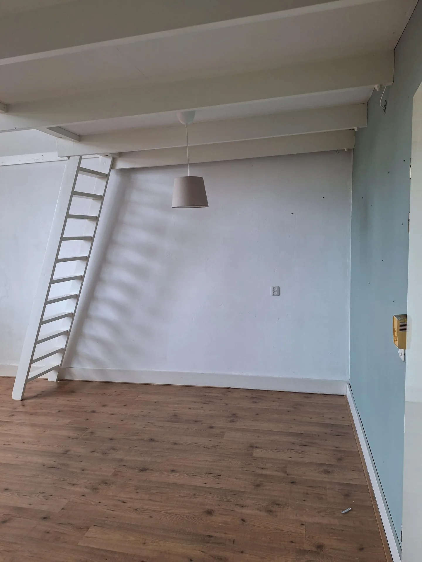 Foto van de Kamer gelegen aan de Cortinghlaan in Groningen