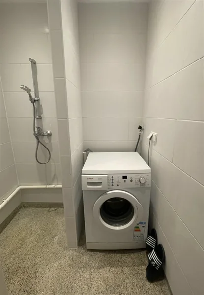 Foto van de Kamer gelegen aan de Buizerdstraat in Rotterdam