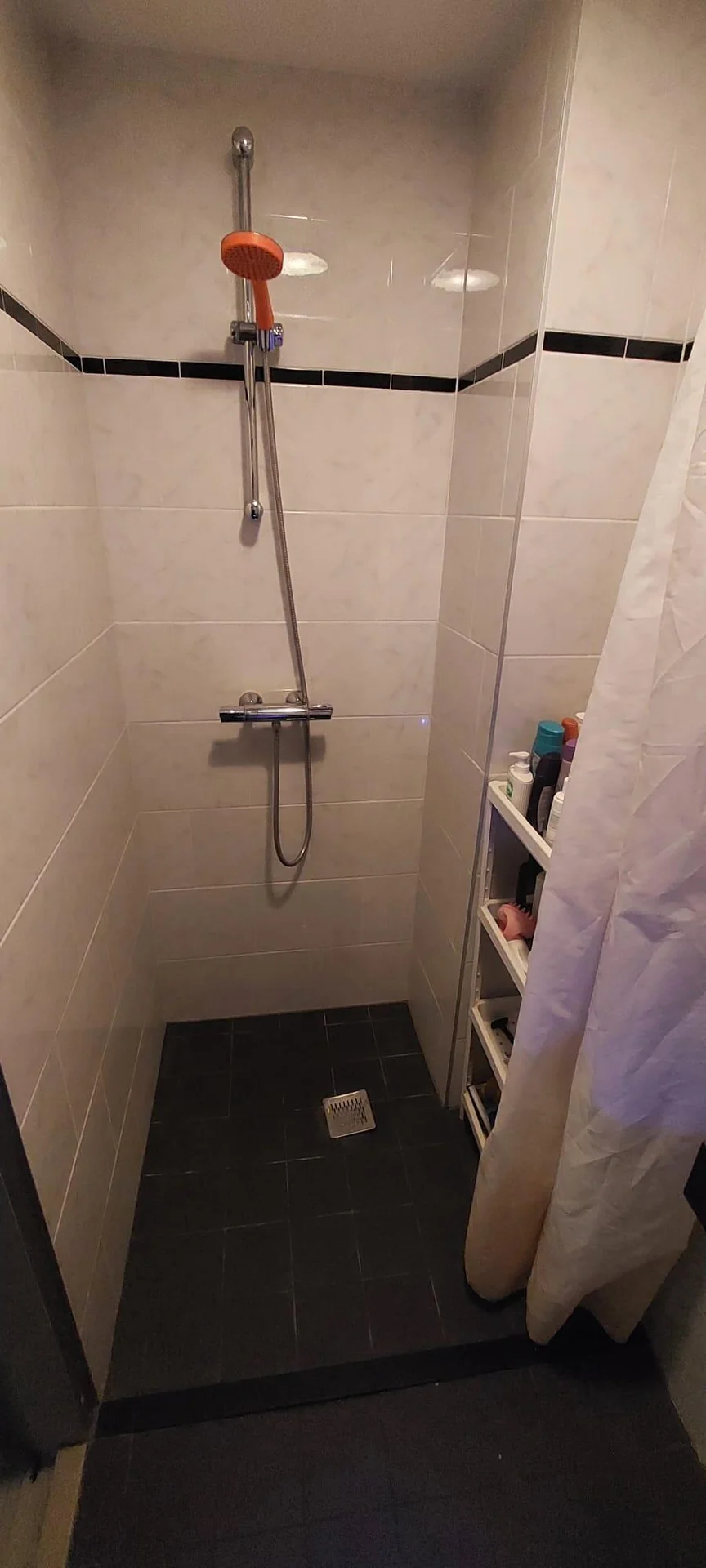 Foto van de Kamer gelegen aan de Den Tollstraat in Koudekerk aan den Rijn