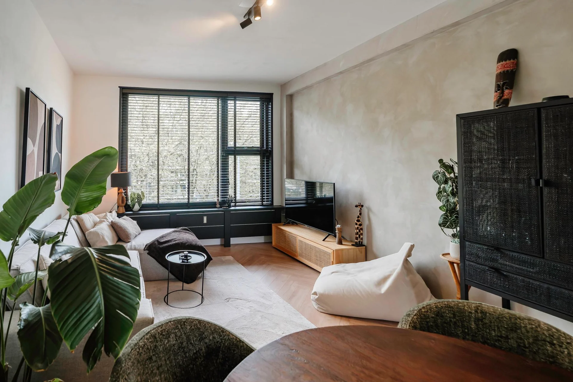 Foto van de Appartement gelegen aan de Mariniersweg in Rotterdam