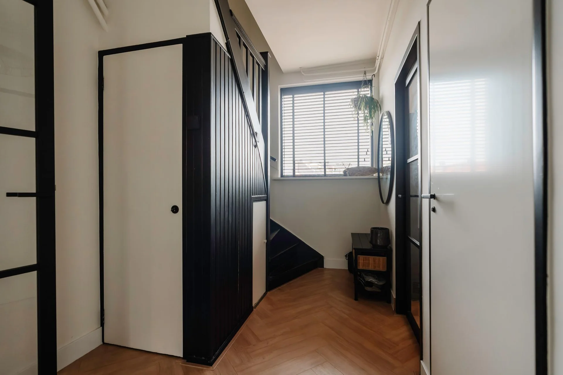 Foto van de Appartement gelegen aan de Mariniersweg in Rotterdam