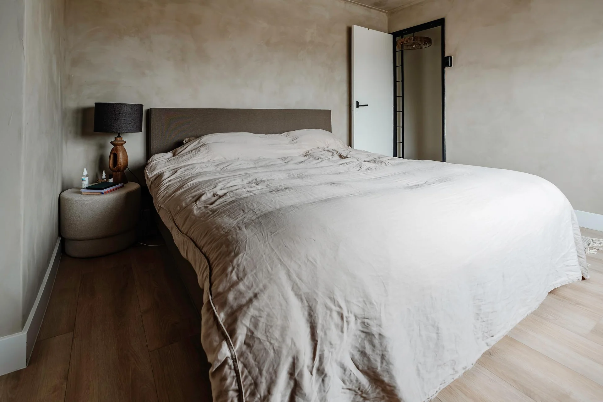 Foto van de Appartement gelegen aan de Mariniersweg in Rotterdam