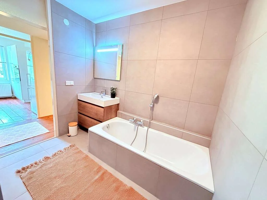 Foto van de Appartement gelegen aan de Arent Janszoon Ernststraat in Amsterdam