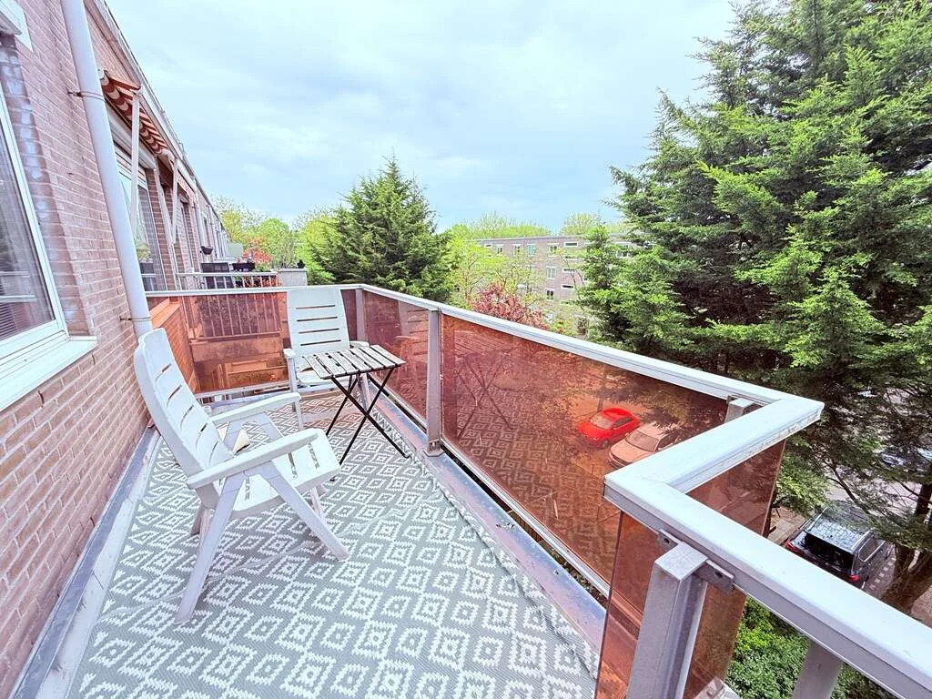Foto van de Appartement gelegen aan de Arent Janszoon Ernststraat in Amsterdam