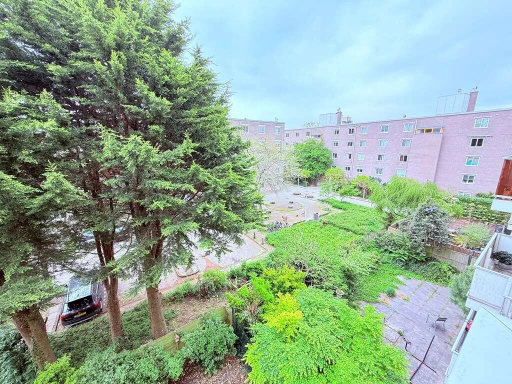 Foto van de Appartement gelegen aan de Arent Janszoon Ernststraat in Amsterdam