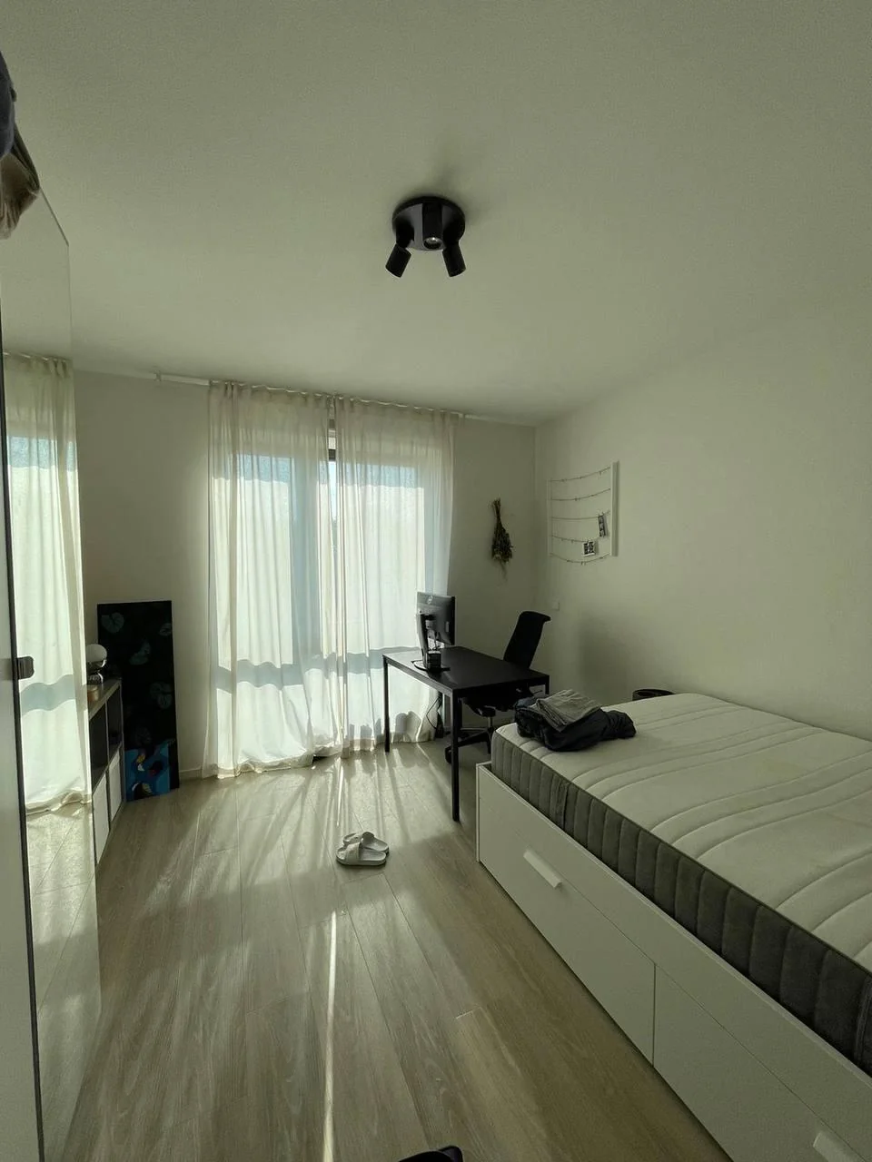 Foto van de Kamer gelegen aan de Joan Muyskenweg in Amsterdam
