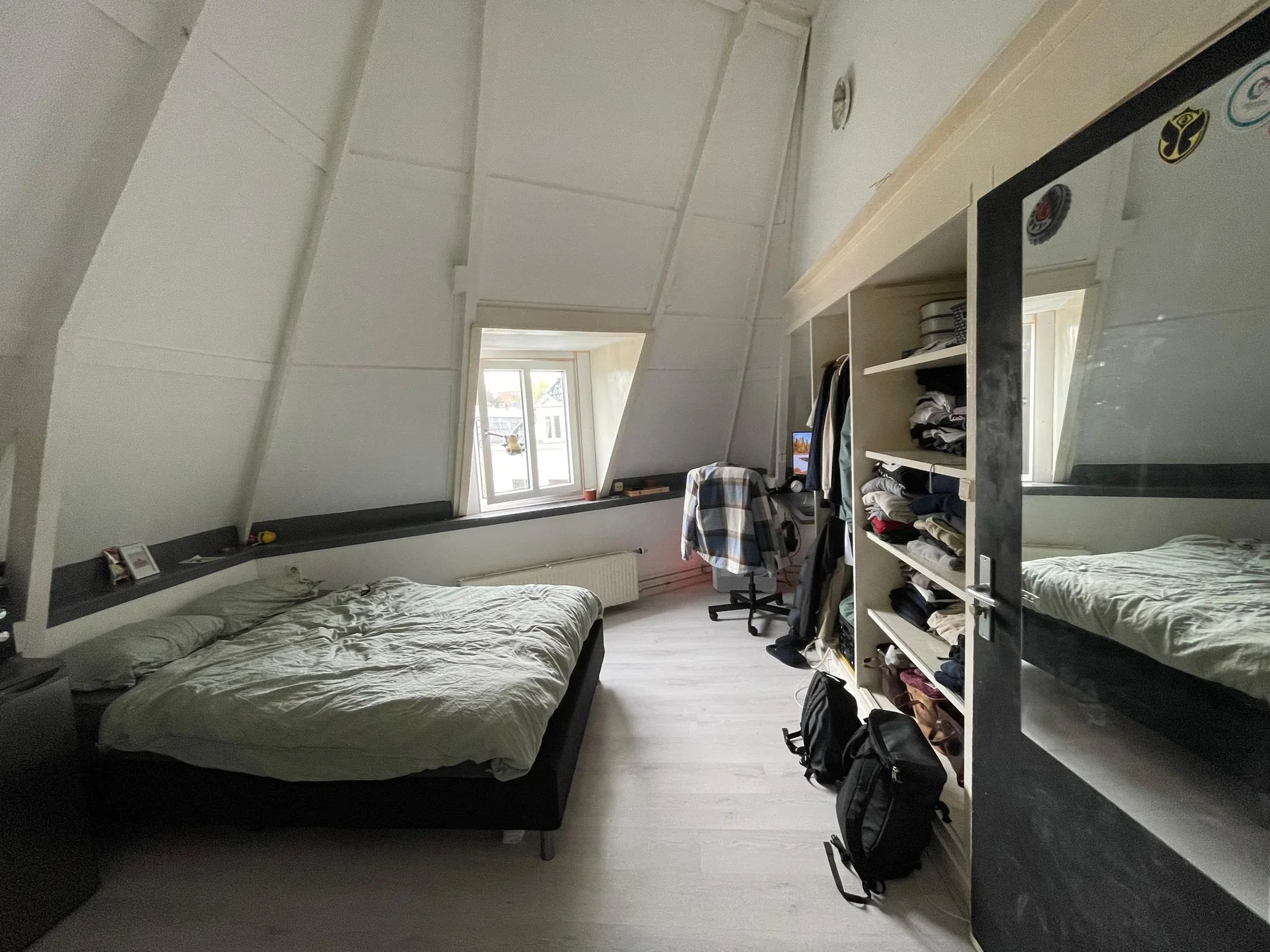 Foto van de Kamer gelegen aan de Eerste Hunzestraat in Groningen
