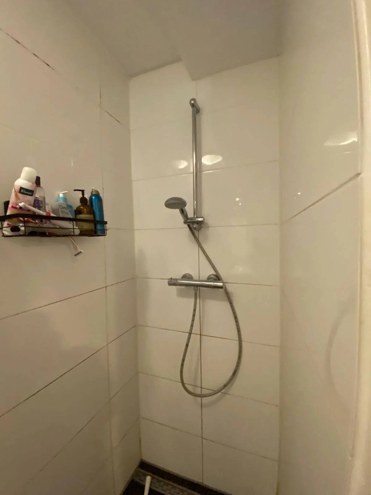 Foto van de Kamer gelegen aan de Bilderdijkstraat in Amsterdam