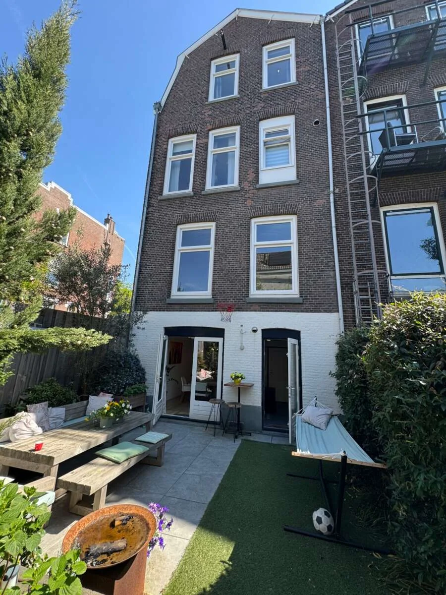 Foto van de Appartement gelegen aan de Voorschoterlaan in Rotterdam