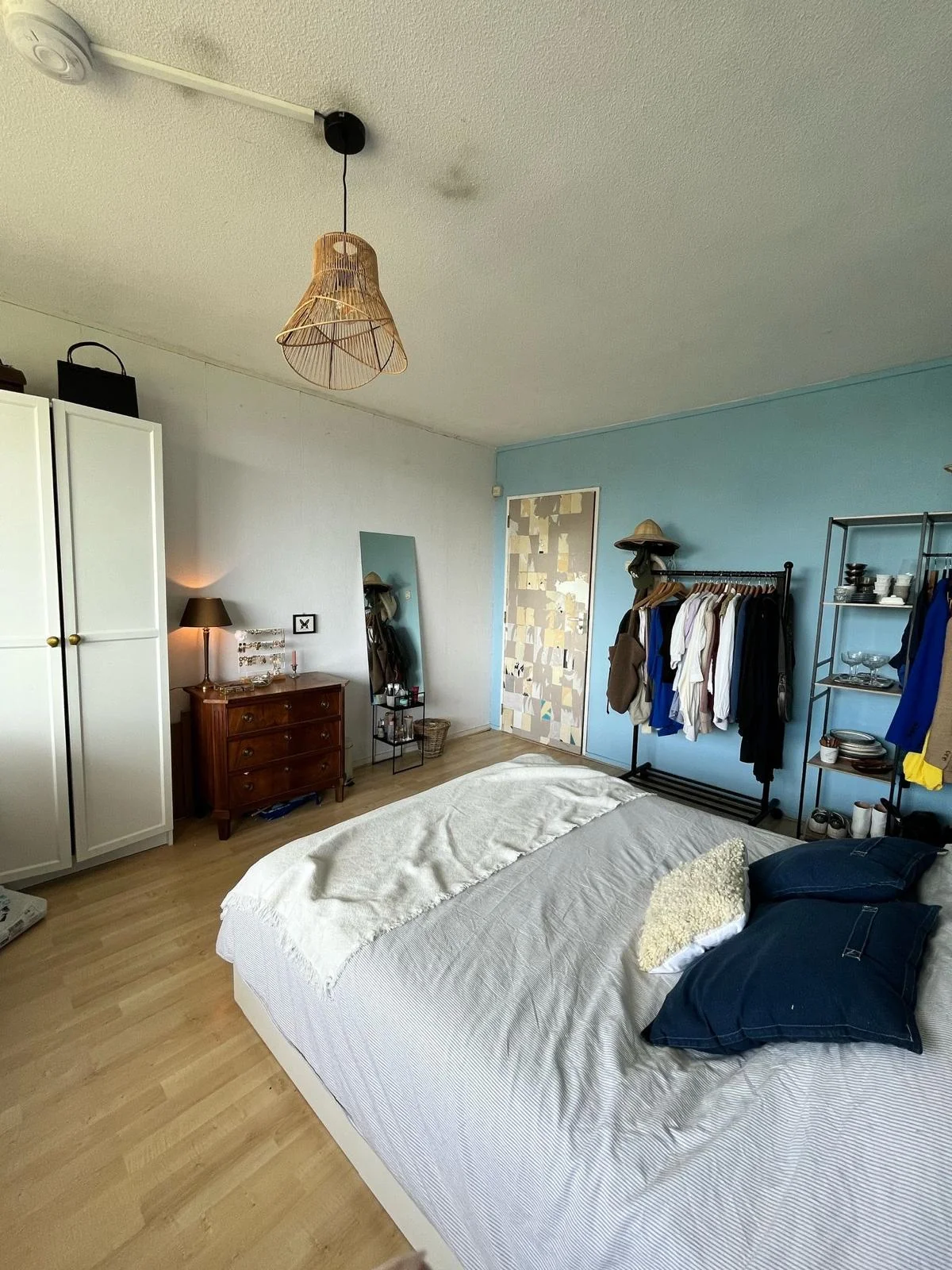 Foto van de Kamer gelegen aan de E. du Perronlaan in Delft