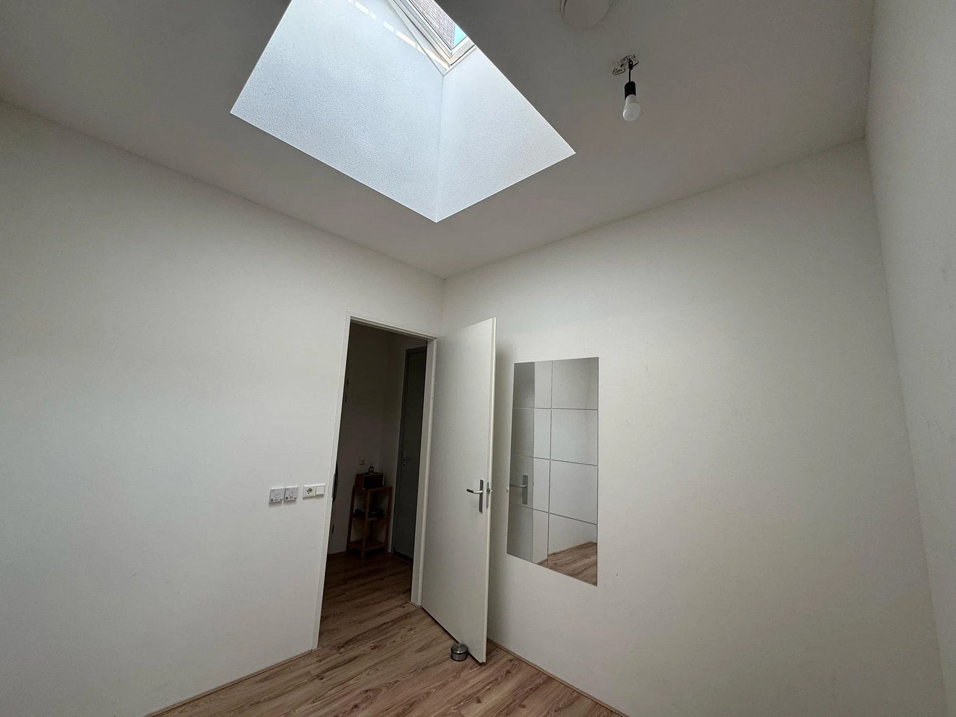 Foto van de Kamer gelegen aan de Van Vollenhovenlaan in Utrecht