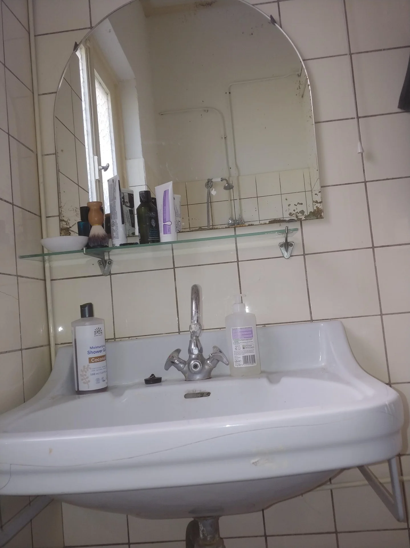 Foto van de Kamer gelegen aan de Vlietweg in Leiden